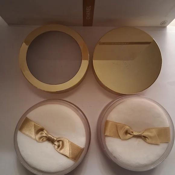 2xEstée Lauder Beautiful Perfumed Body Powder 1 oz NWOT - Picture 4 of 4